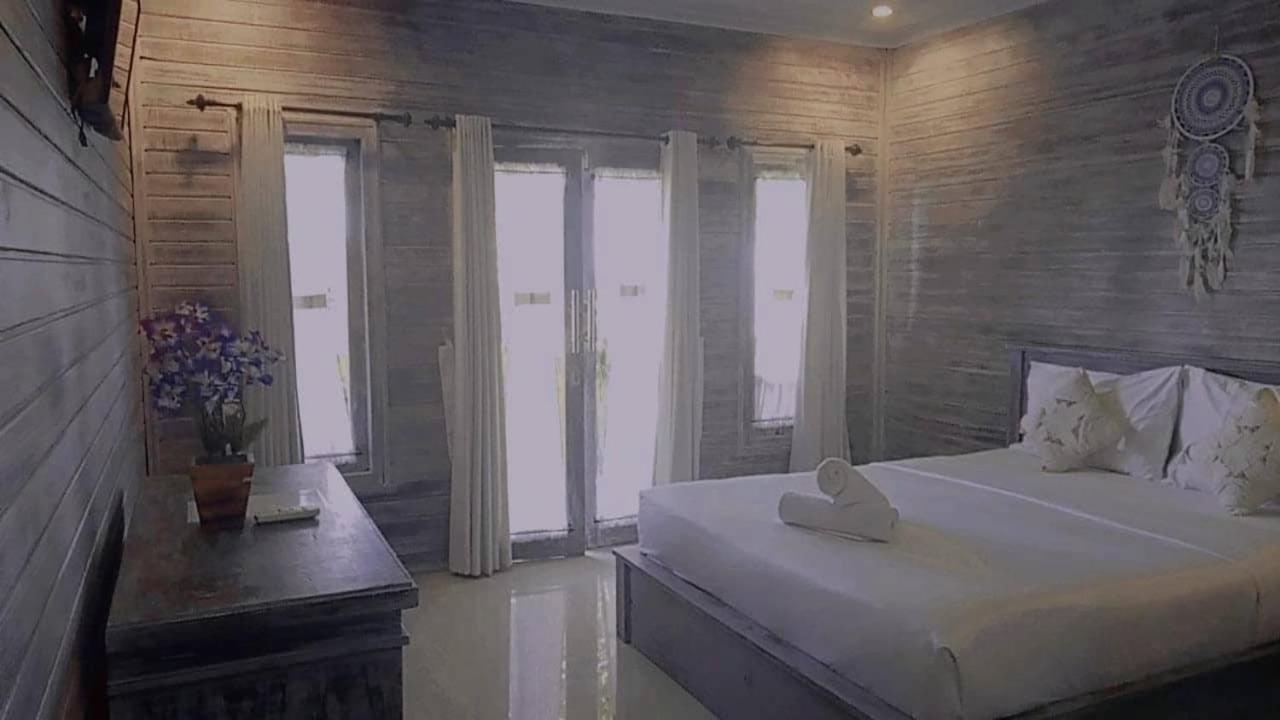 Sarinah Beach - Bistro & Bungalow Batununggul エクステリア 写真
