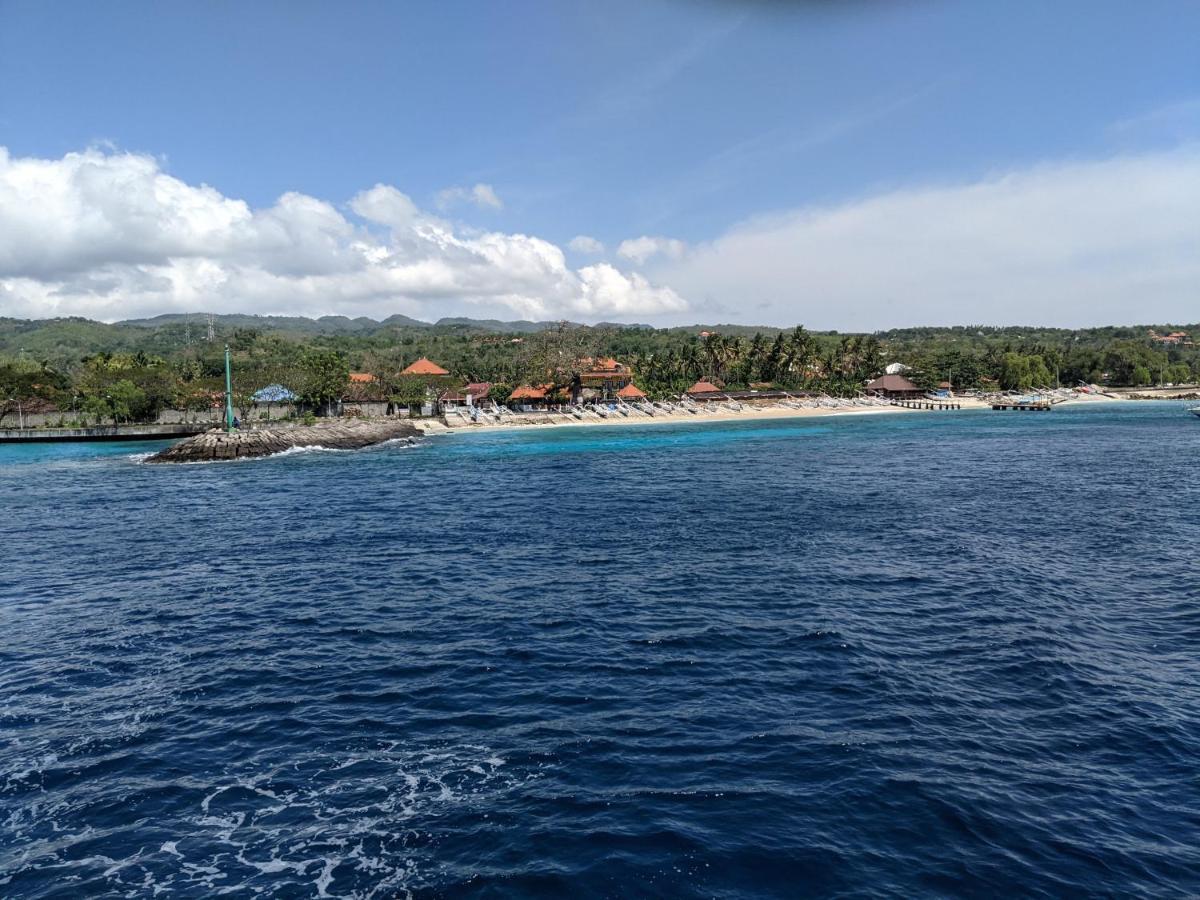 Sarinah Beach - Bistro & Bungalow Batununggul エクステリア 写真