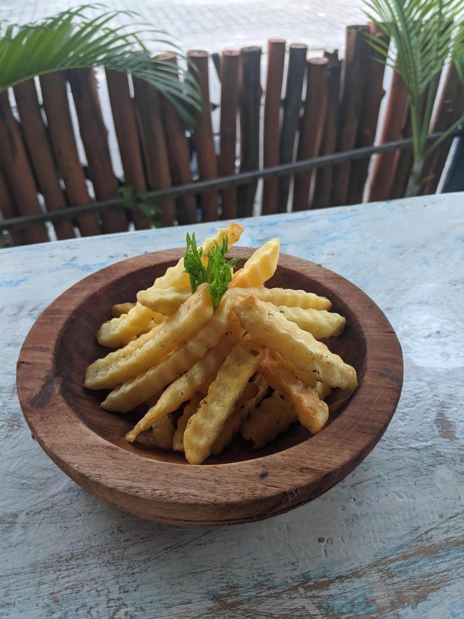 Sarinah Beach - Bistro & Bungalow Batununggul エクステリア 写真